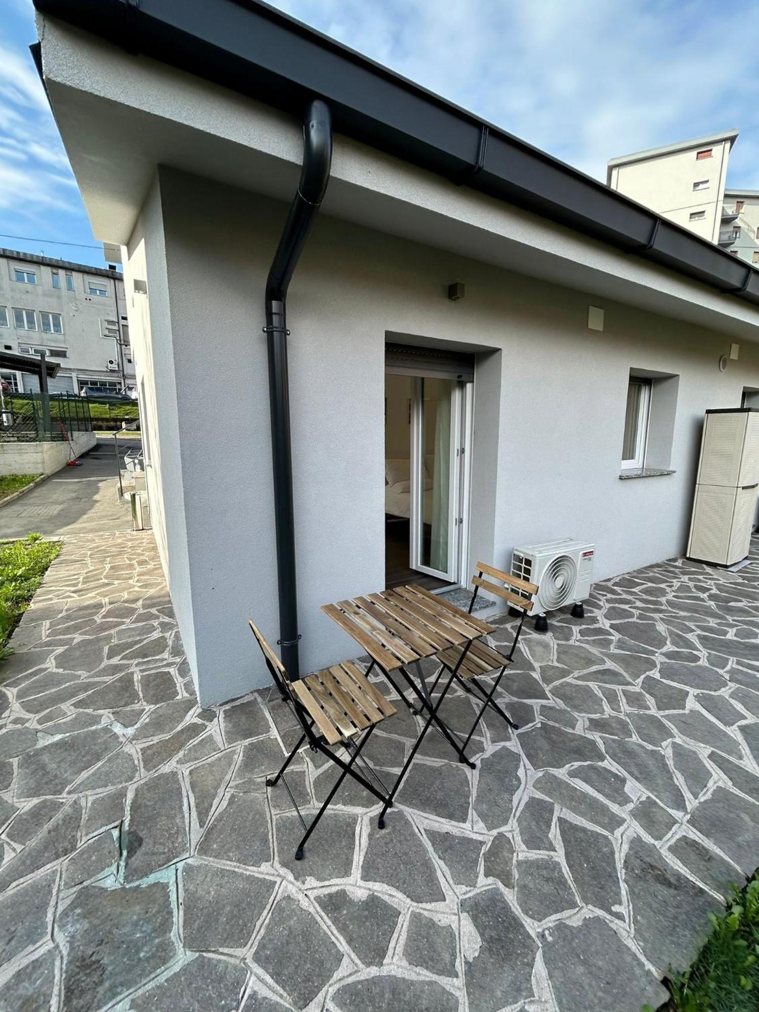 Lake Home Apartments Lipomo Kültér fotó